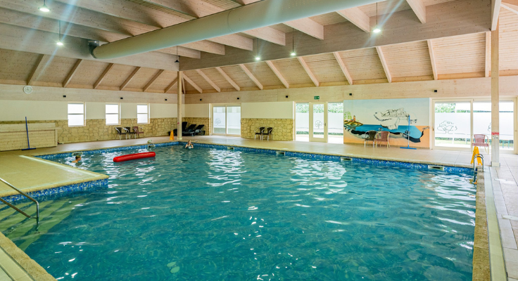 Piscine intérieure